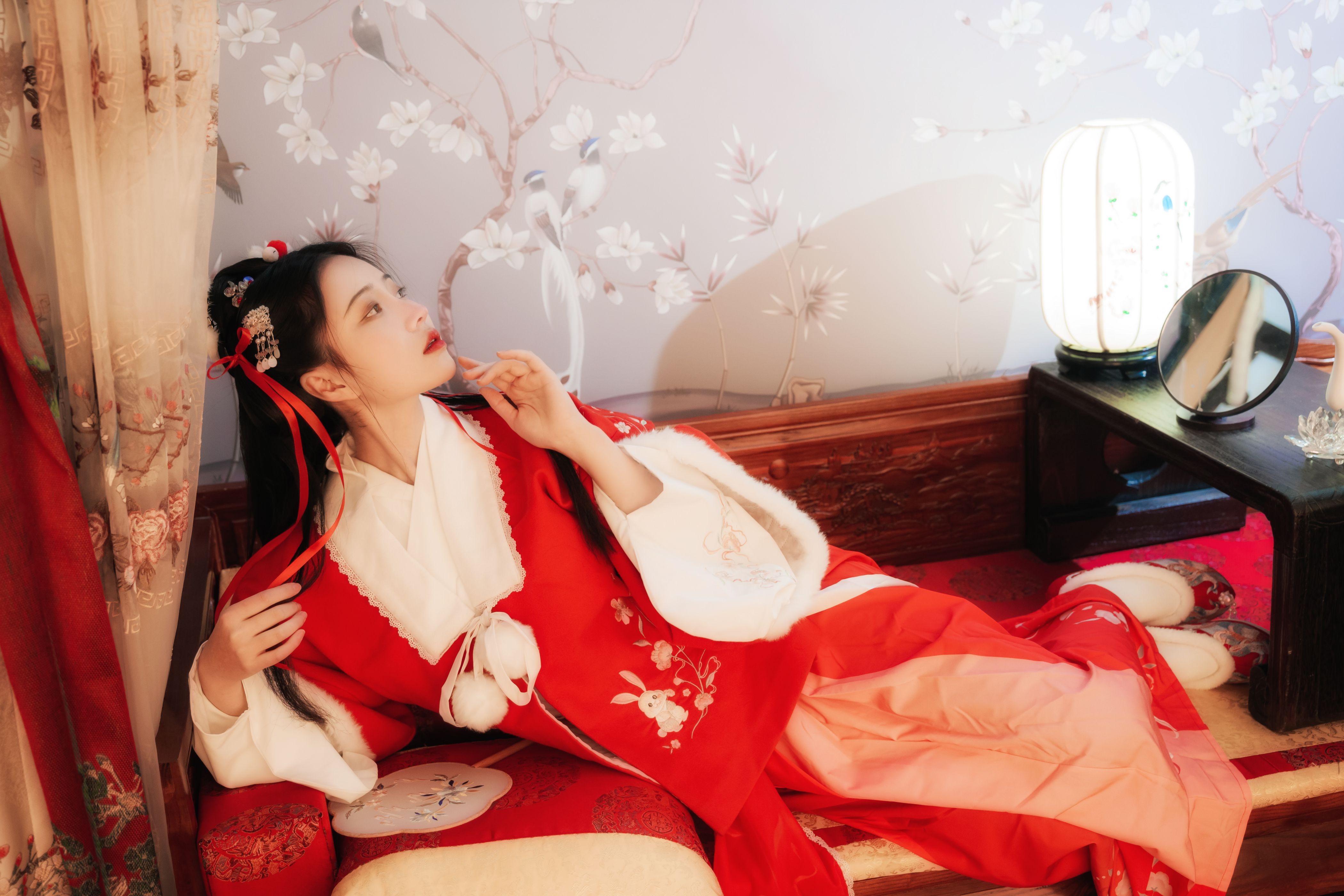 <strong><mark>年年</mark></strong> - 点绛唇